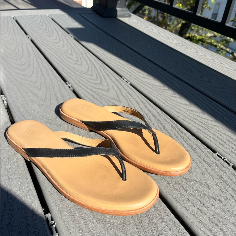 Nisolo Black Leather Flip Flop Size 9